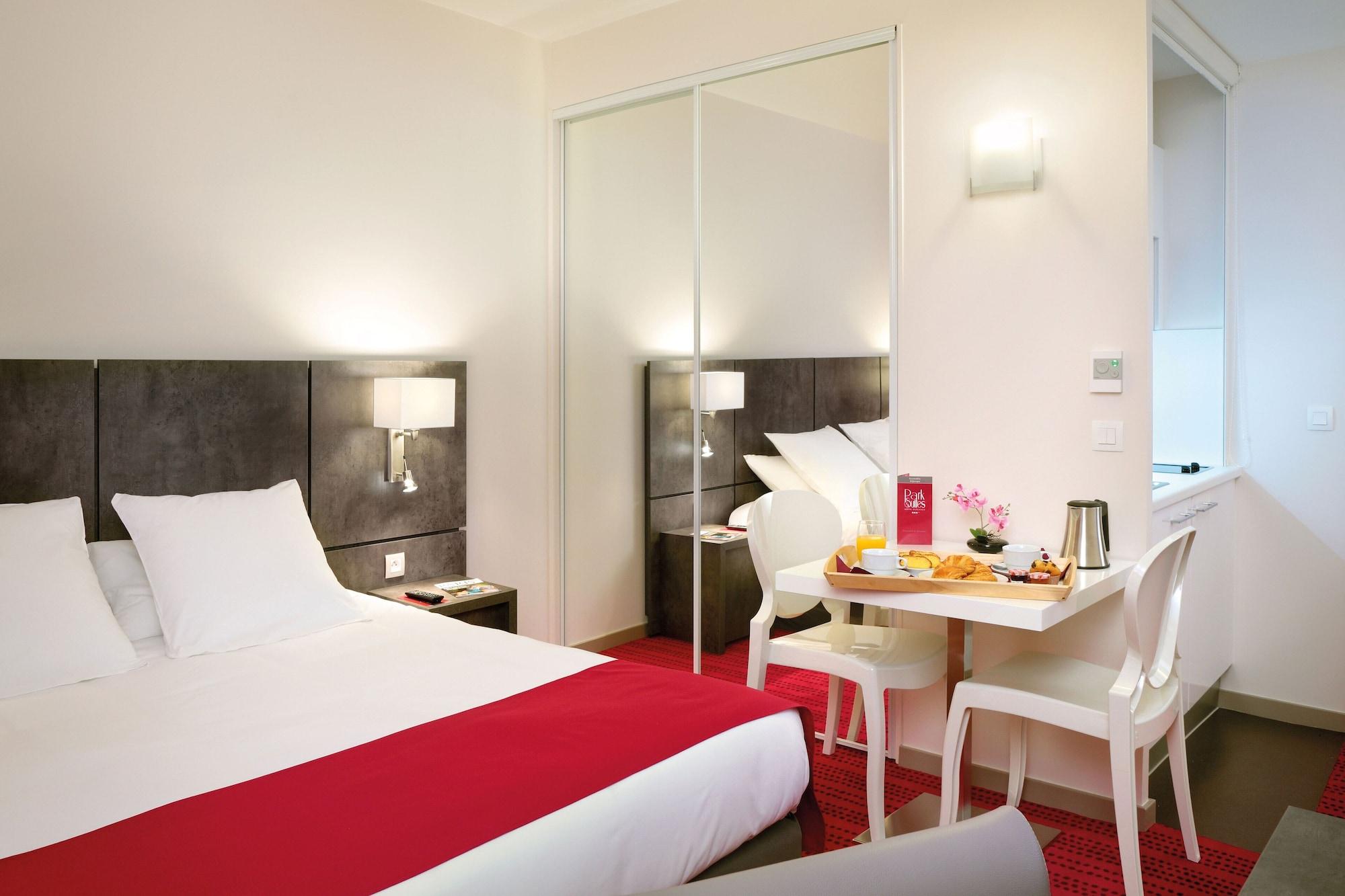 อัปปาร์ตซิตี้ กงฟอร์ เกรอนอบล์ อิโนวาลี Aparthotel มงต์บอนโนแซงต์มาร์แตง ภายนอก รูปภาพ
