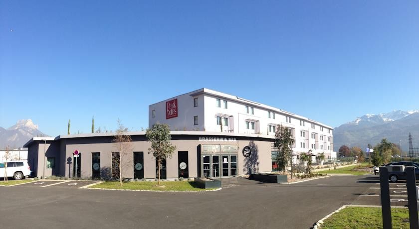 อัปปาร์ตซิตี้ กงฟอร์ เกรอนอบล์ อิโนวาลี Aparthotel มงต์บอนโนแซงต์มาร์แตง ภายนอก รูปภาพ